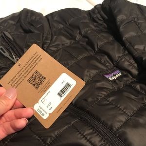 Patagonia- Men’s Nano Puff Jacket- Large